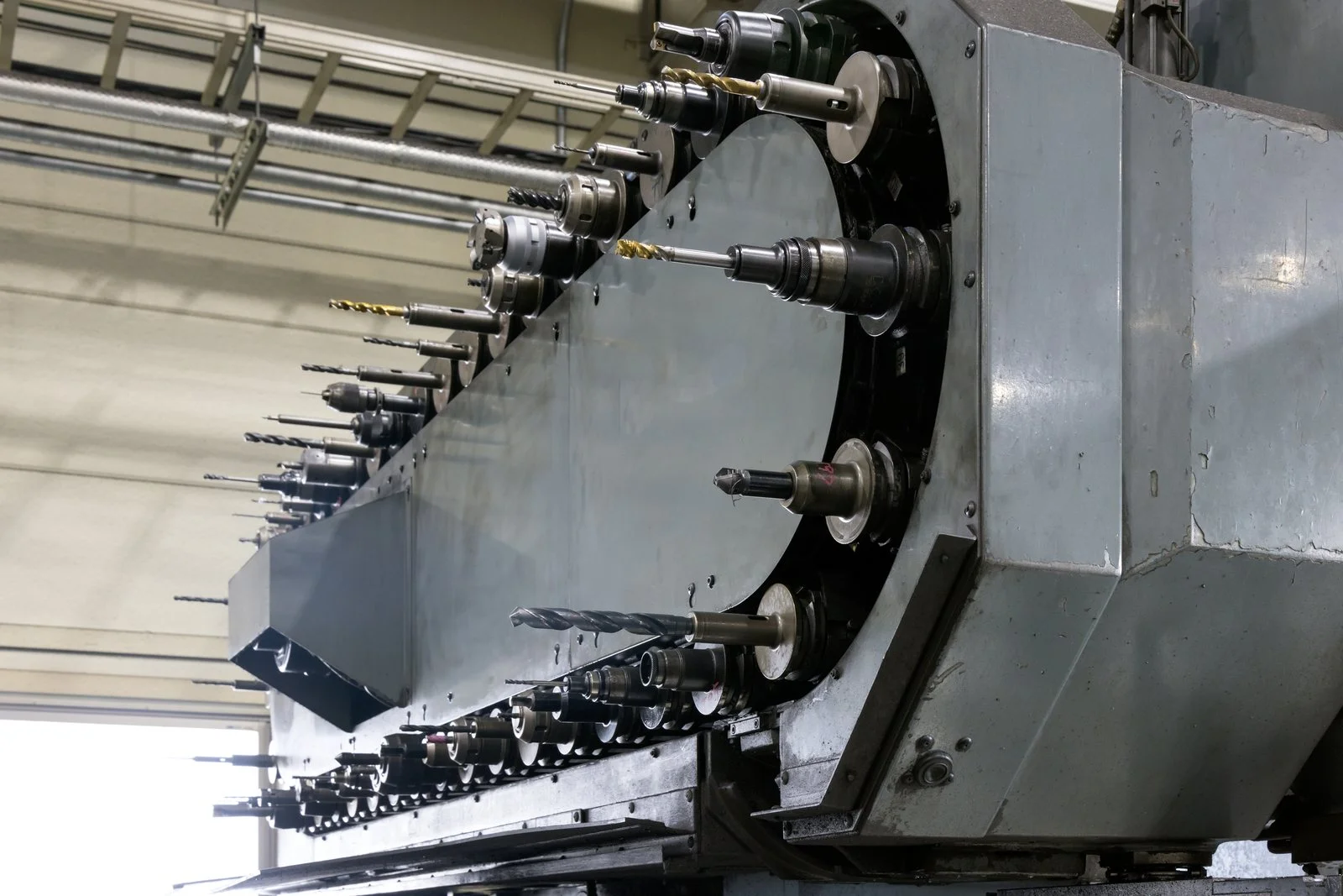 Precision tool-changing system inside a custom machine